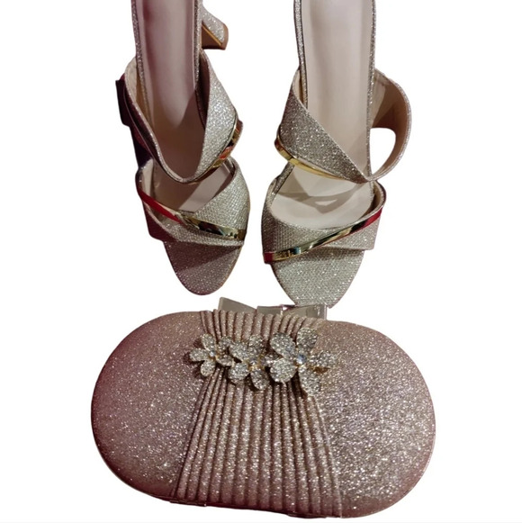 Glamour 7 Piece Set😍 - Picture 2 of 13